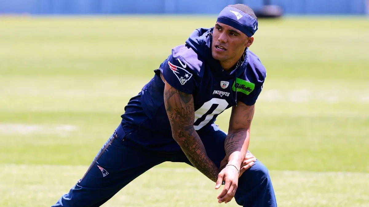 patriots lose two starting corners