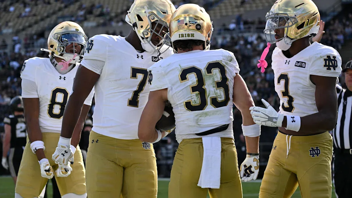 notre dame football has multiple nfl legacy players