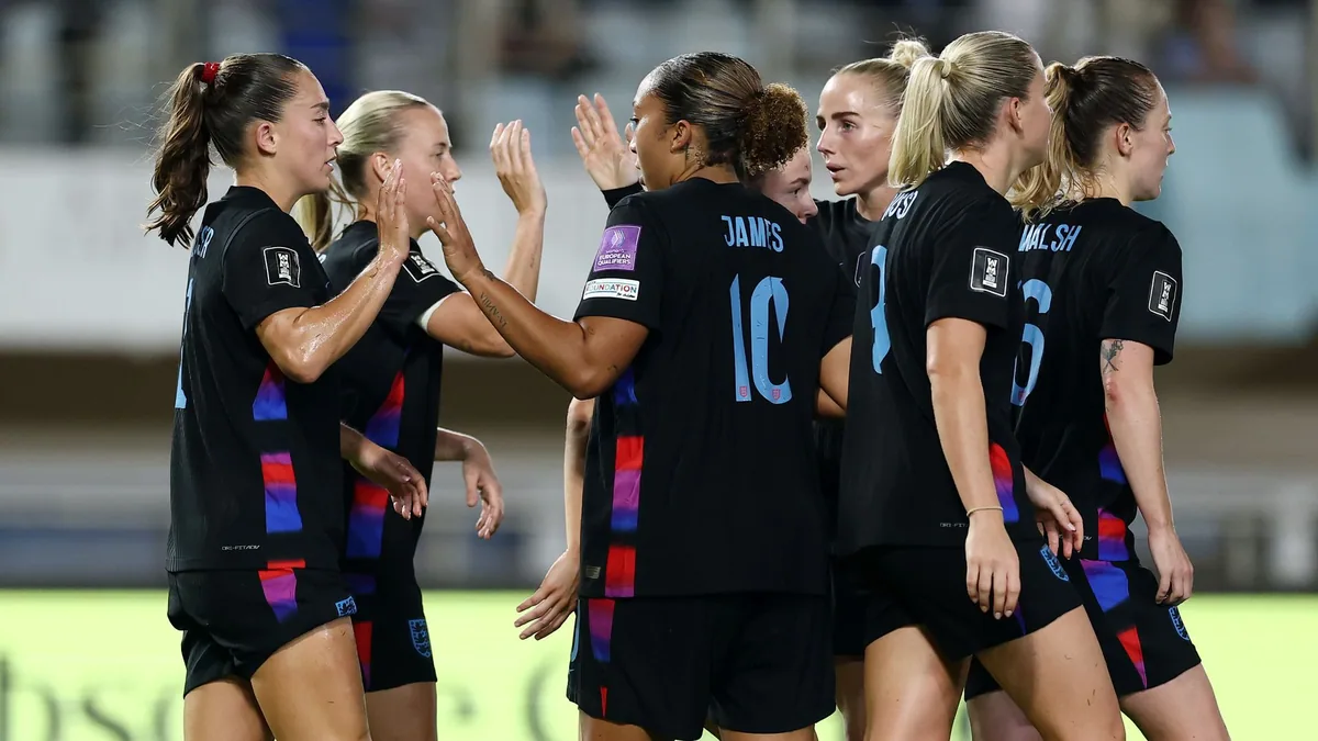 England lead World Cup play-off after Greek win