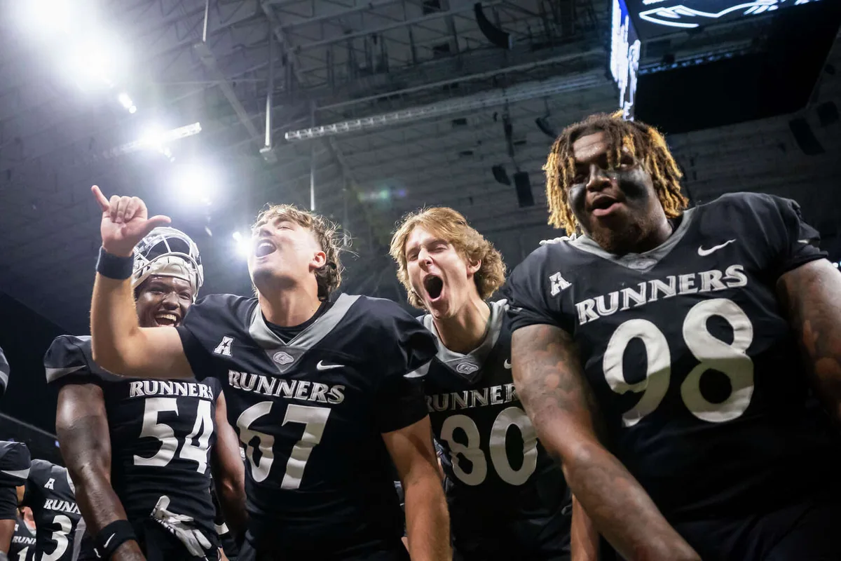 UTSA Football Defeats South Florida, Sparks Championship Memories