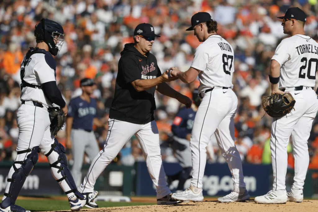 Tigers pitcher moves to free agency
