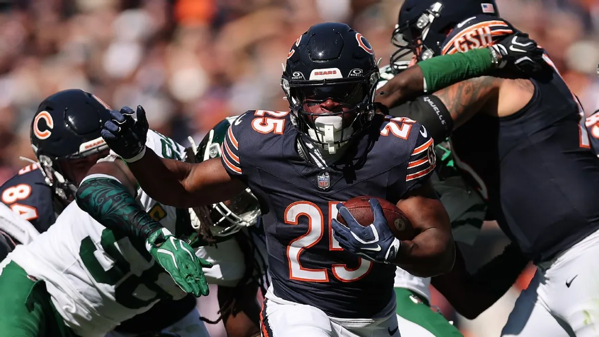Bears' Monangai out, Williams questionable for Packers game