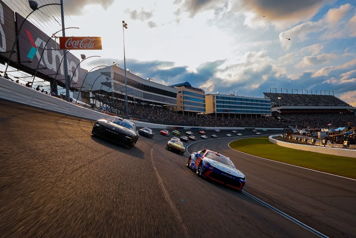 NASCAR returns to Charlotte oval for first fall race since 2017
