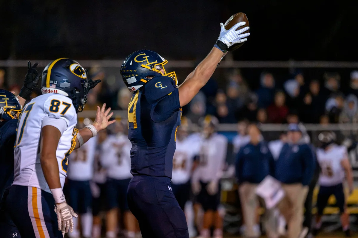 Grand Ledge Football Claims CAAC Blue Title