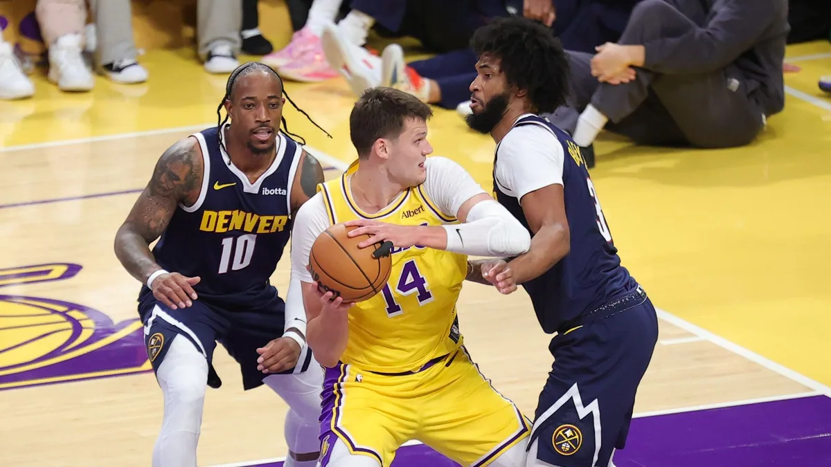 Nuggets beat Lakers in LA