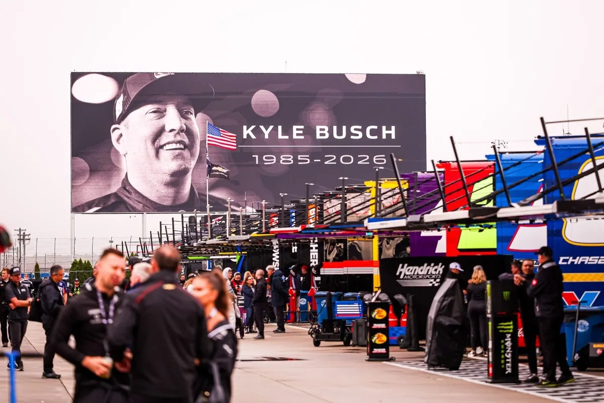 NASCAR honors Kyle Busch with public event