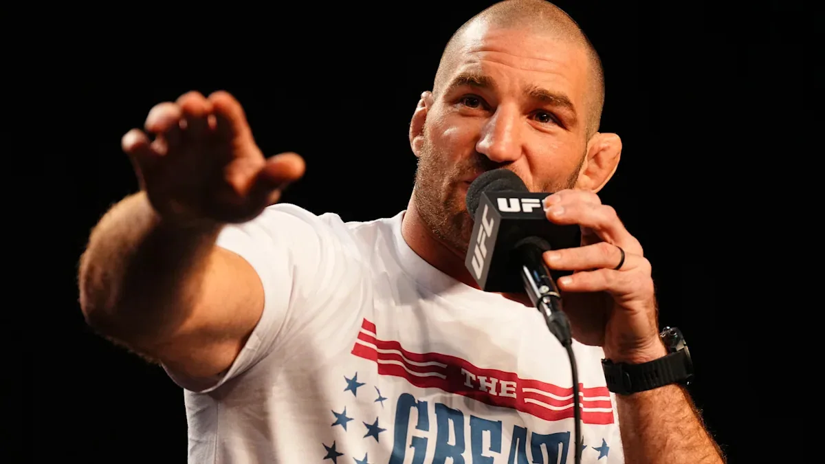 Strickland to skip UFC events over pay dispute