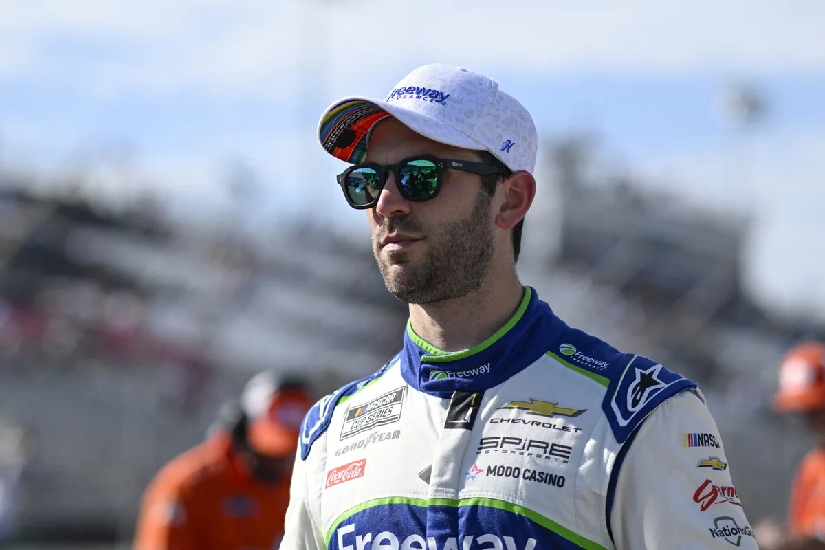 Suárez to Stay With Spire Through 2027