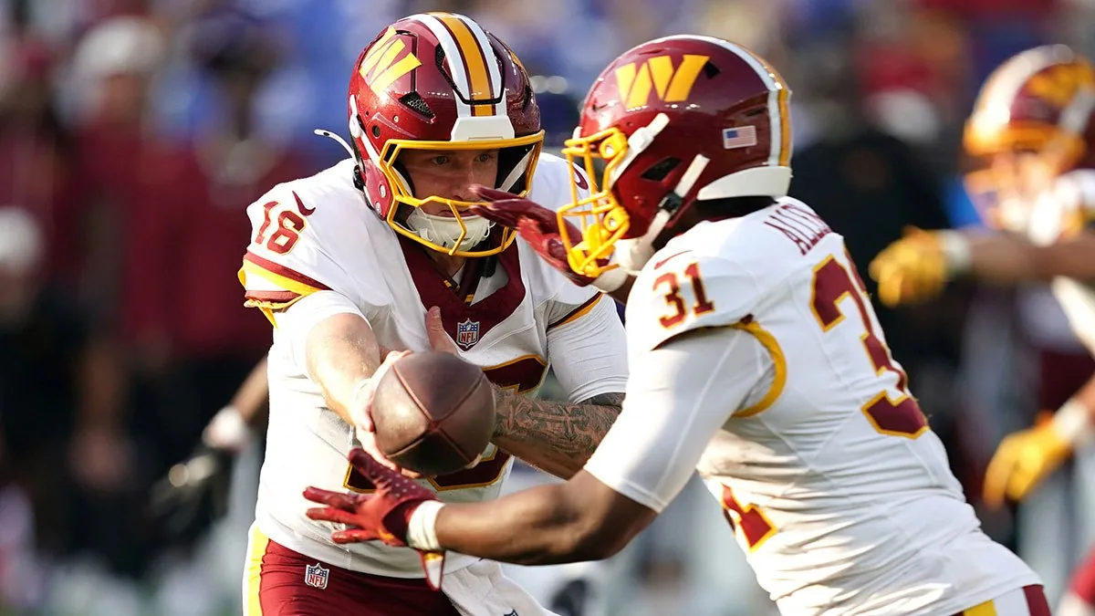 Dolphins add running back via waiver claim