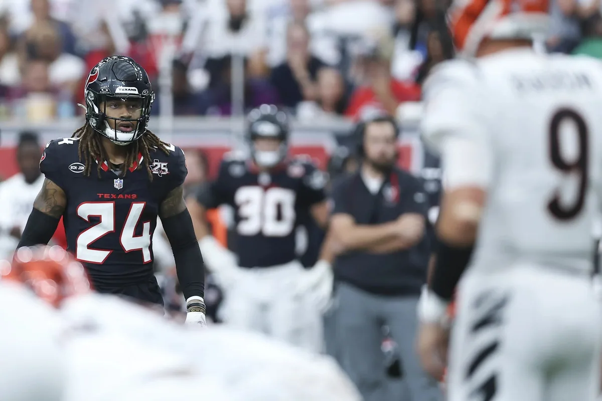 Texans defense lacks aggression in key moments