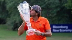 Chacarra leads Race to Dubai after India win