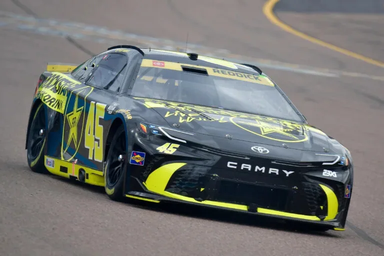 Chase Elliott Wins Phoenix NASCAR Cup Race