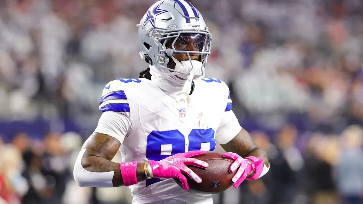 CeeDee Lamb Avoids Serious Injury in Dallas Cowboys Game