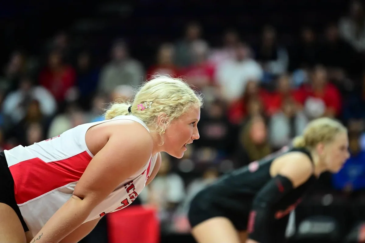 Rutgers Loses to Minnesota in Four-Set Match