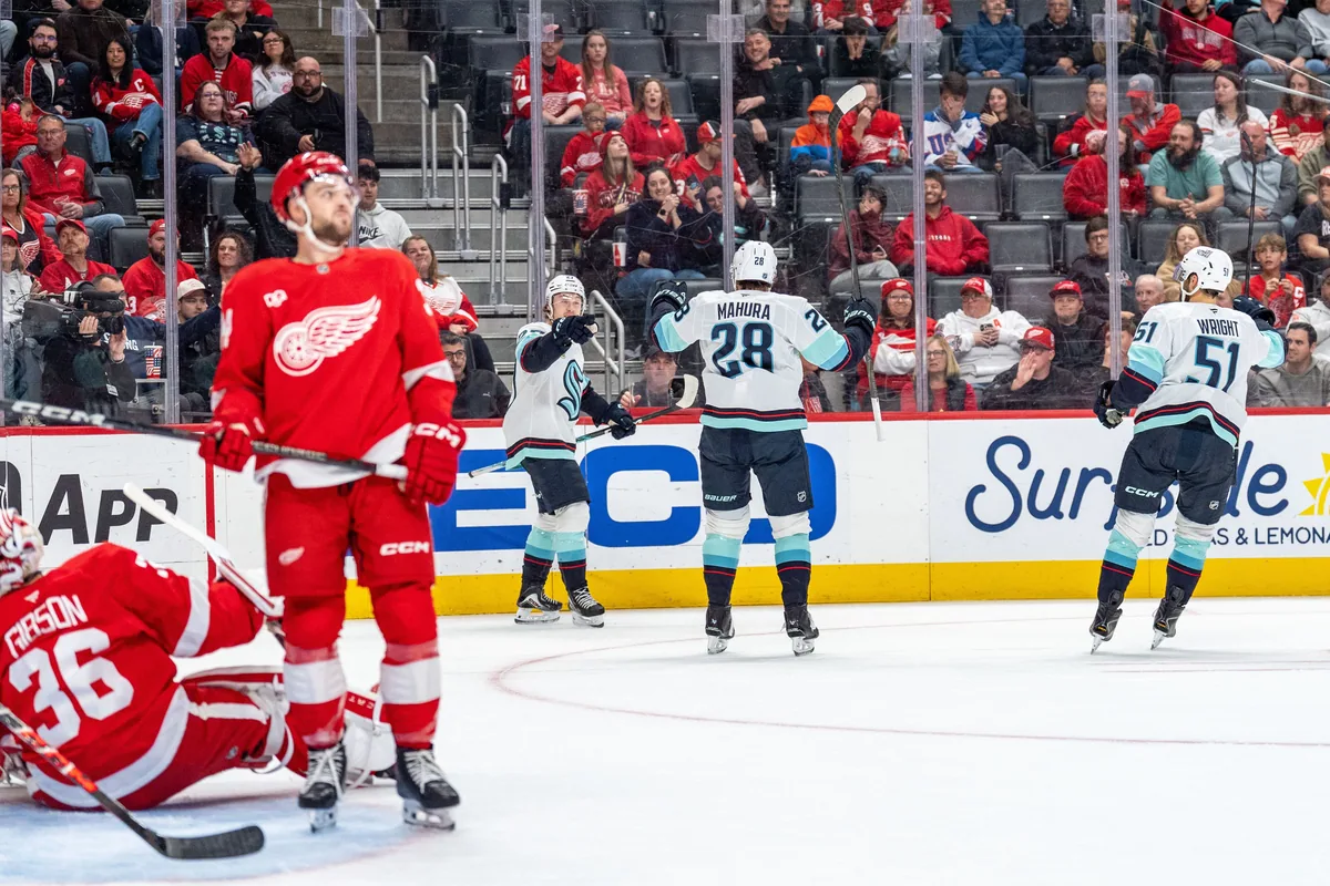 Red Wings lose to visiting team in home game