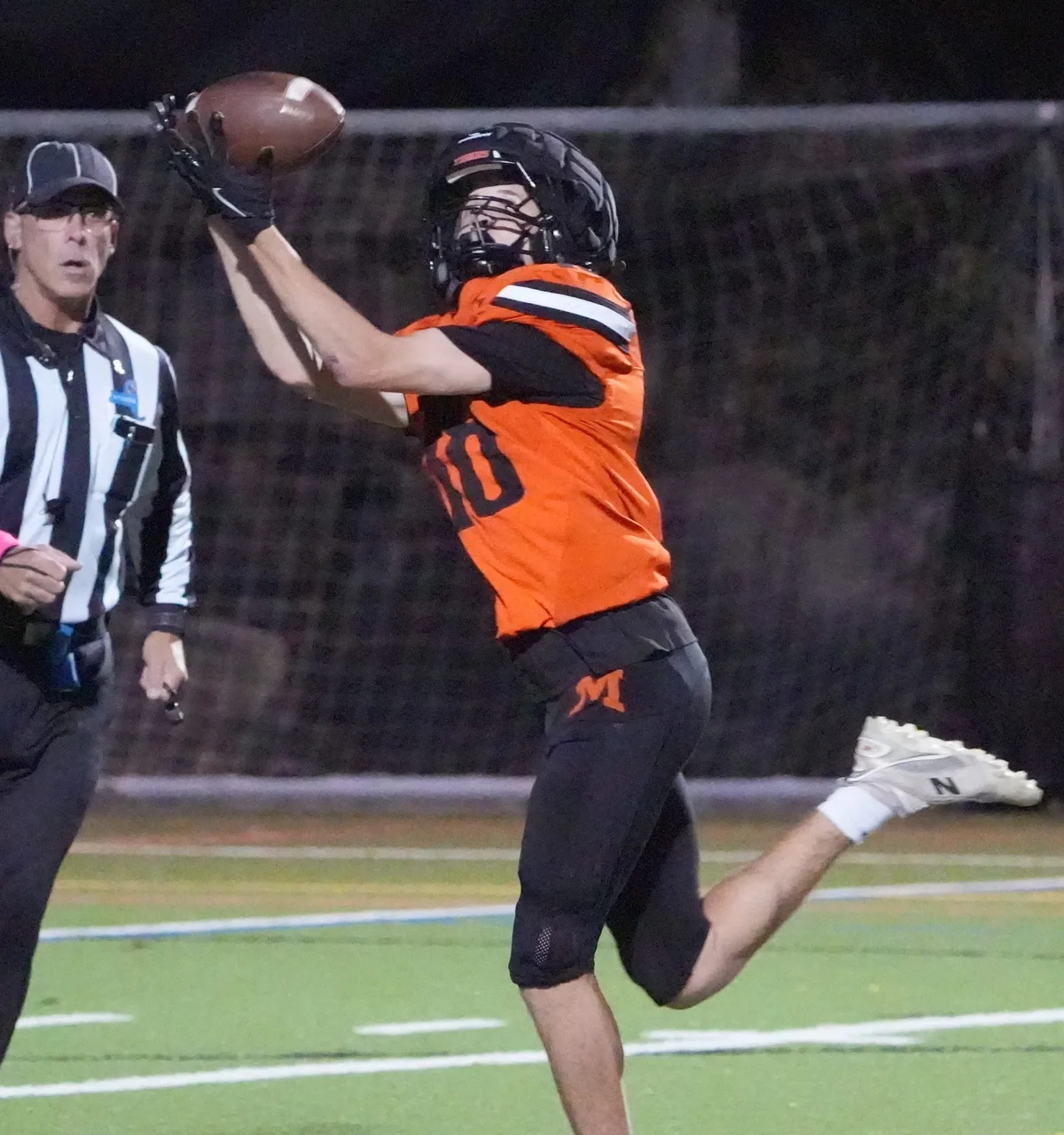 Mamaroneck Football Secures Third Straight Win