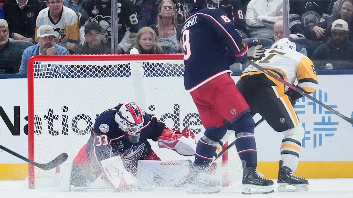 Talbot breaks NHL record with ninth team win