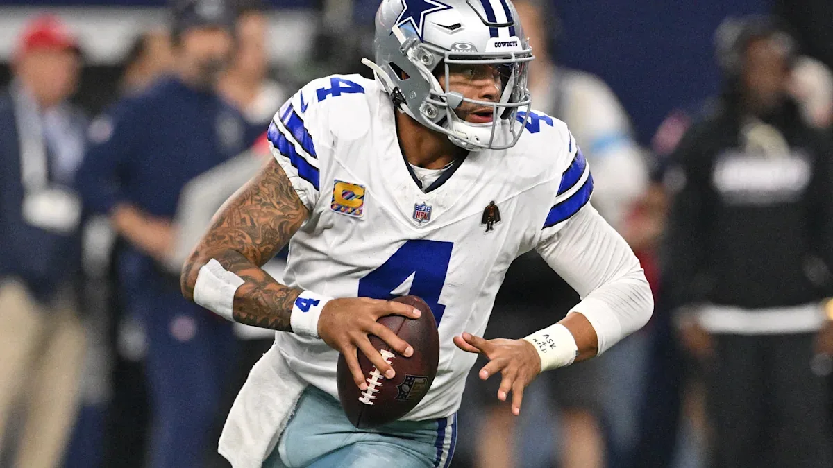 Prescott throws two interceptions in Bucs loss