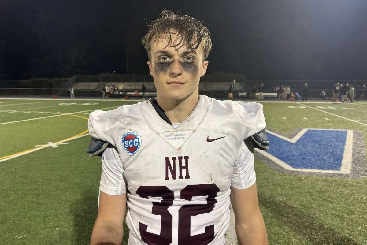 North Haven edges Notre Dame-West Haven with Hartline's four touchdowns