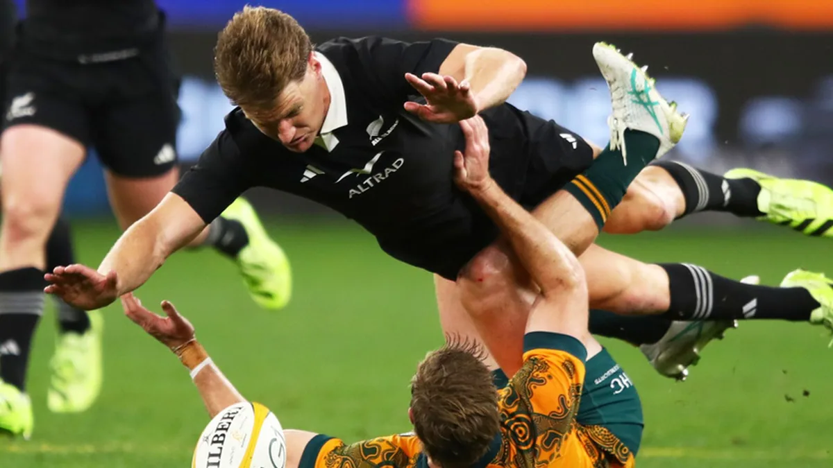 All Blacks edge Wallabies in Bledisloe Cup clash