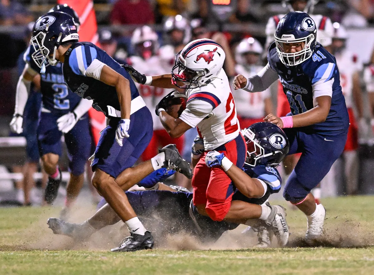 Tulare Western remains unbeaten after passing record