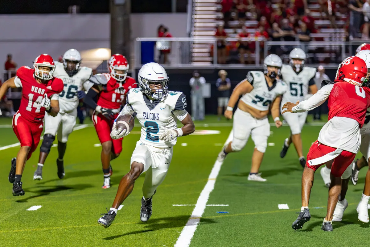 Jensen Beach edges closer to district title