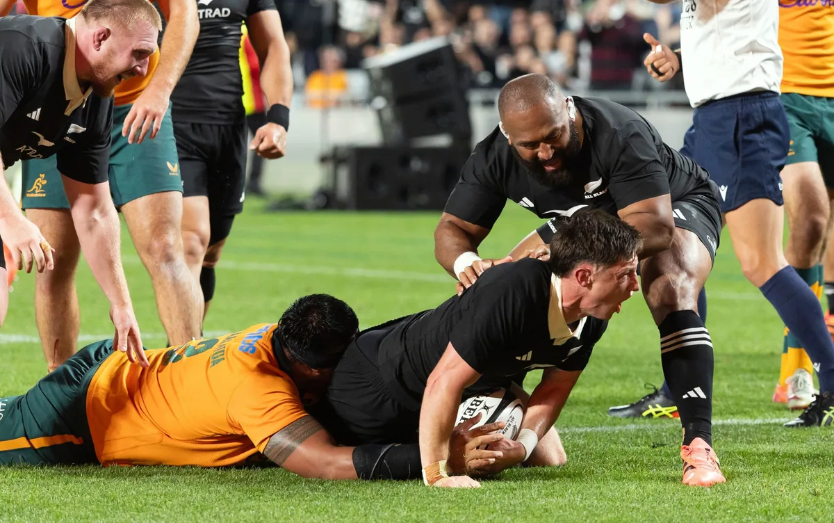 All Blacks secure Bledisloe Cup with second-half dominance