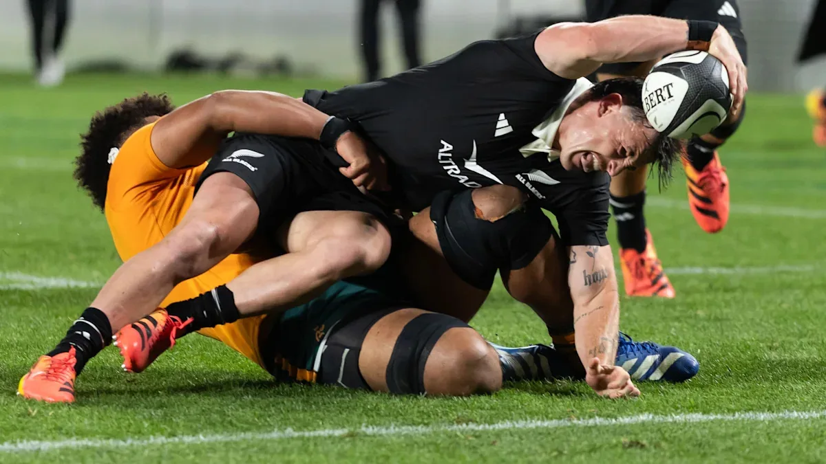 All Blacks secure Bledisloe Cup with 50-19 win over Australia
