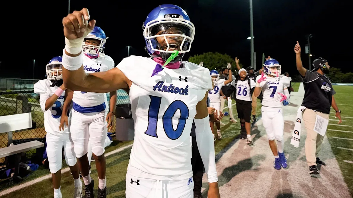 Adams scores game-winning TD for Antioch