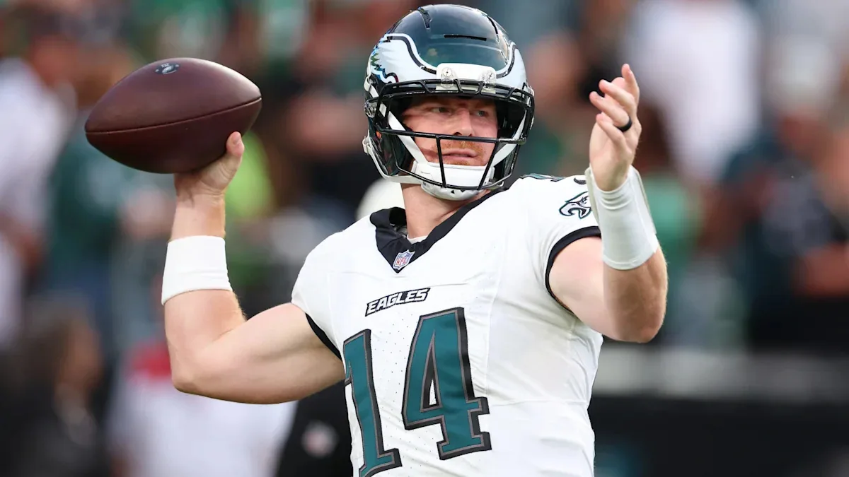 Eagles cut Dalton after one pass