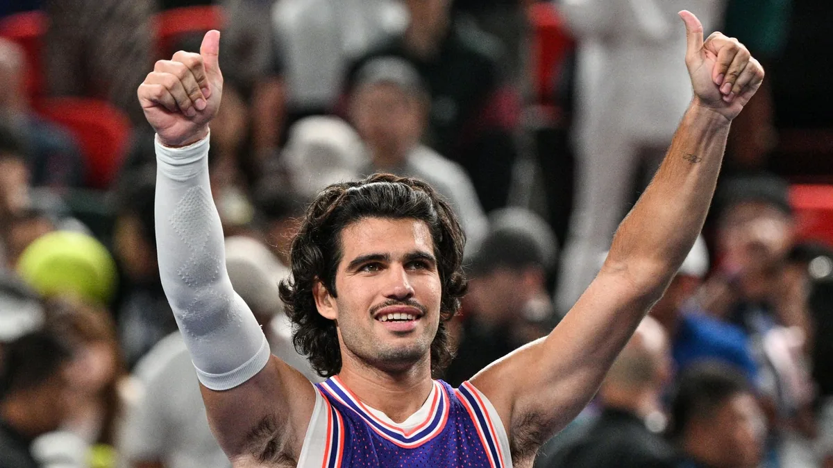 alcaraz dominates in shanghai masters opener