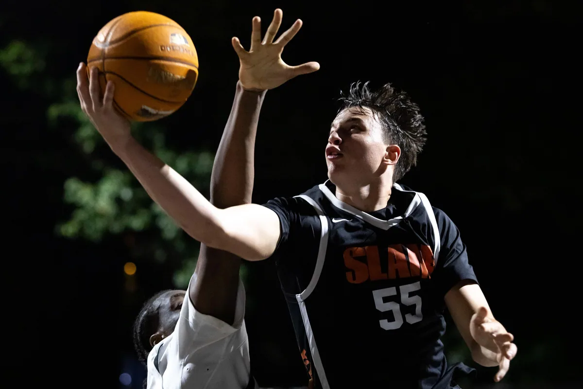 Duke's Hiller may join, but no official deal yet