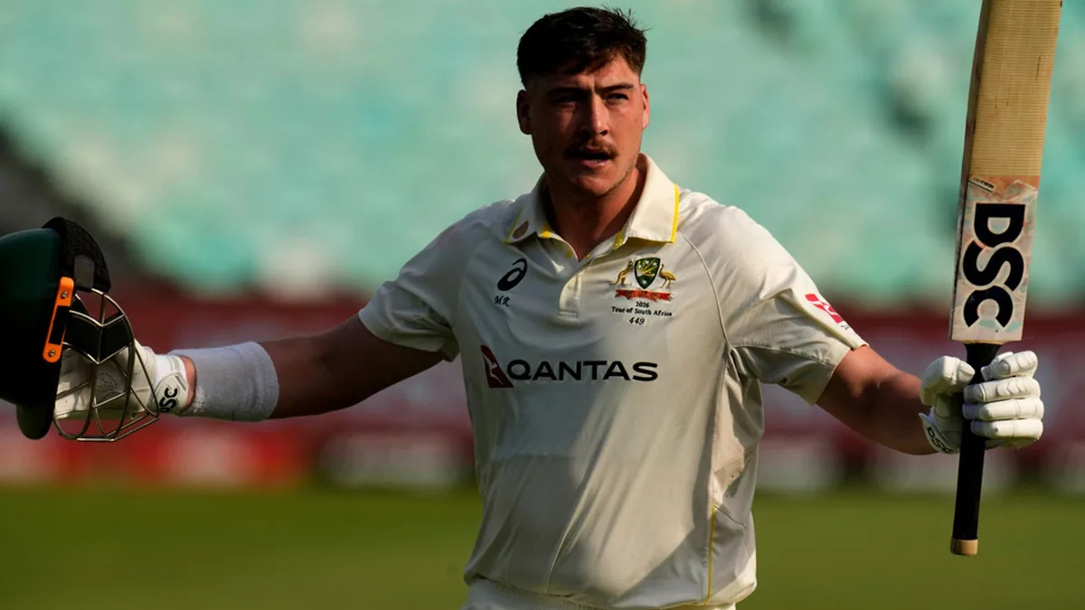 Renshaw's 190 lifts Australia to 390 in Durban