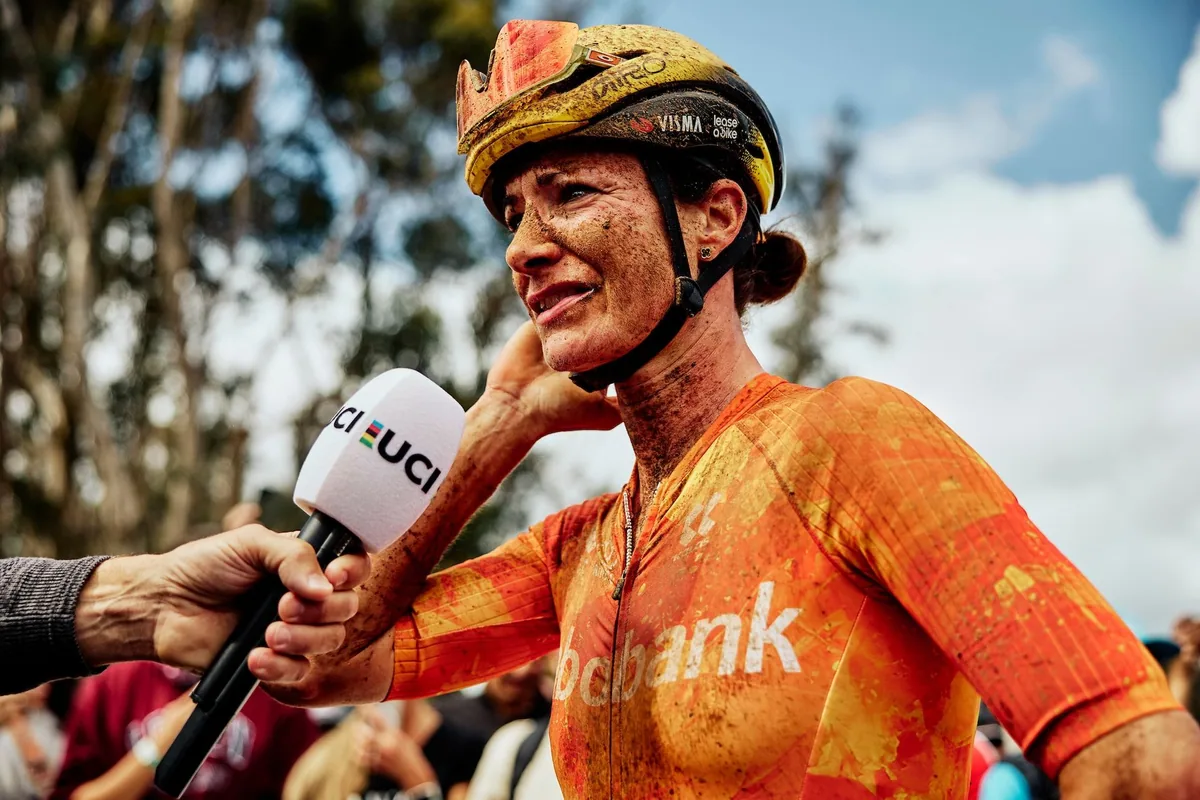 Vos claims gravel world title after tough season