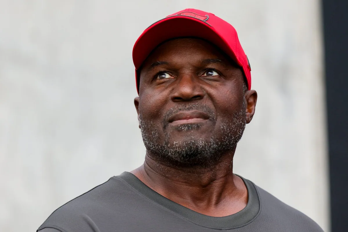 Buccaneers Upset Cowboys Despite Bowles Criticism