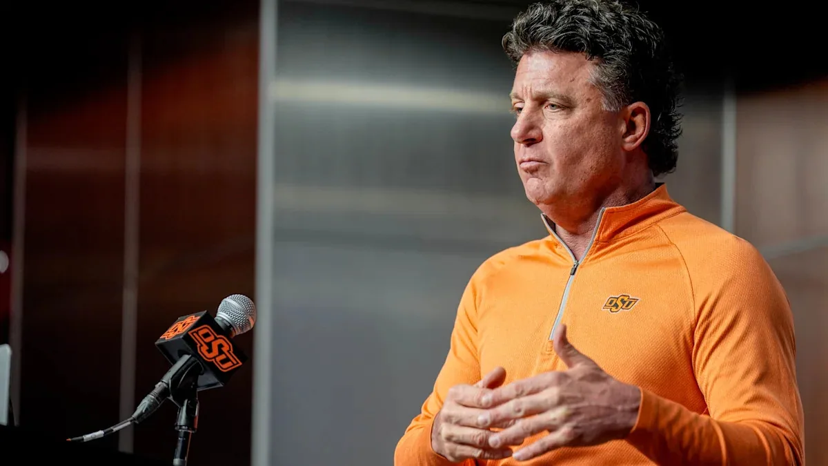 Gundy recalls OSU days on TNT show