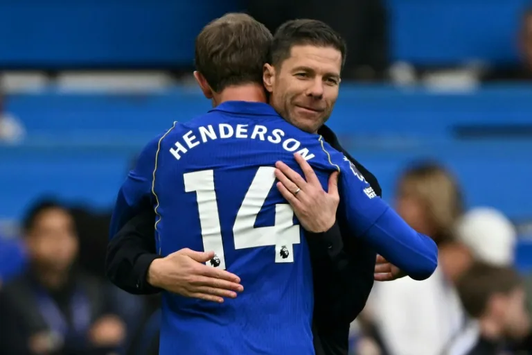 Henderson scores twice as Chelsea beat Bournemouth