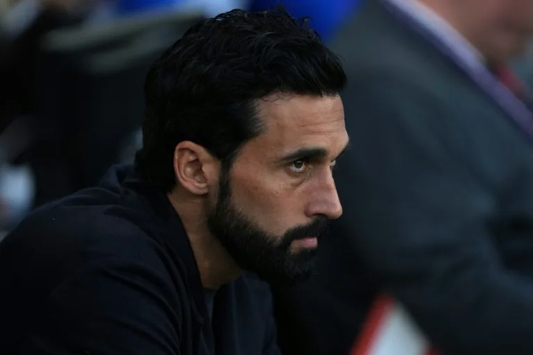 Arbeloa's team loses sixth straight PL match