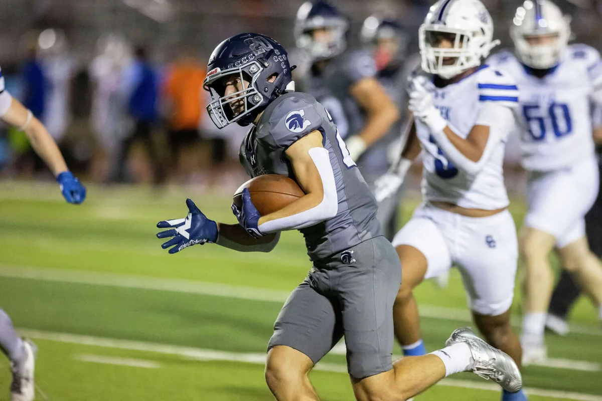 Boerne Champion's Farias leads shutout win