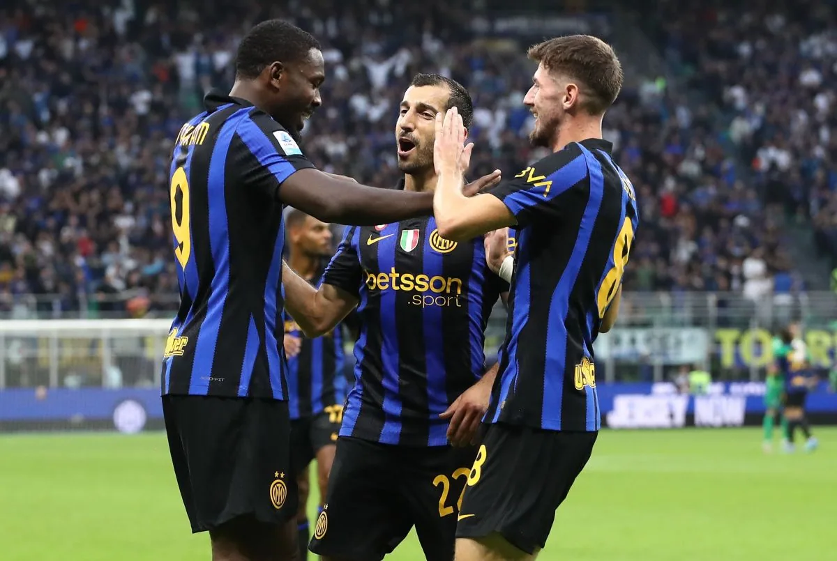 Inter's Spence praises fans, Pavard happy at San Siro