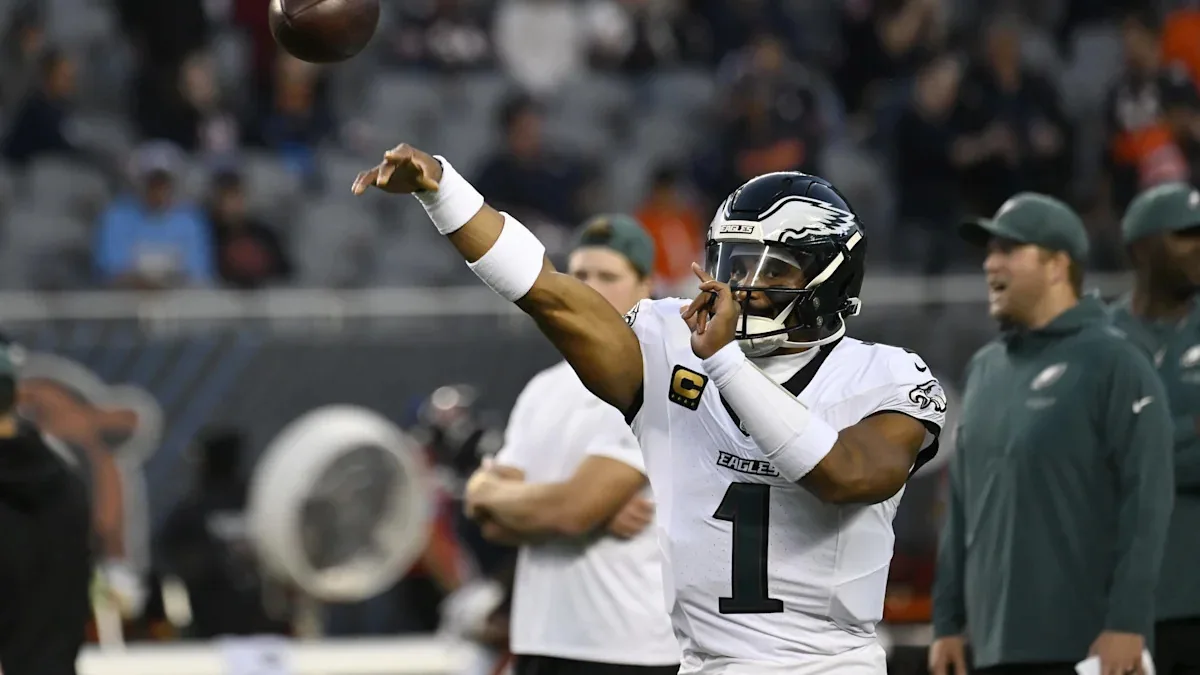 Eagles to face Jaguars in London