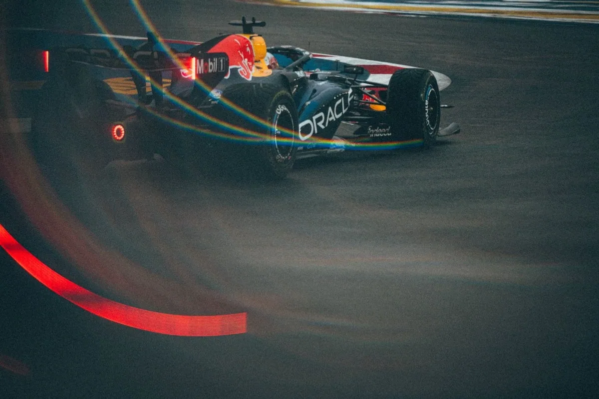 Verstappen Takes Singapore GP Pole