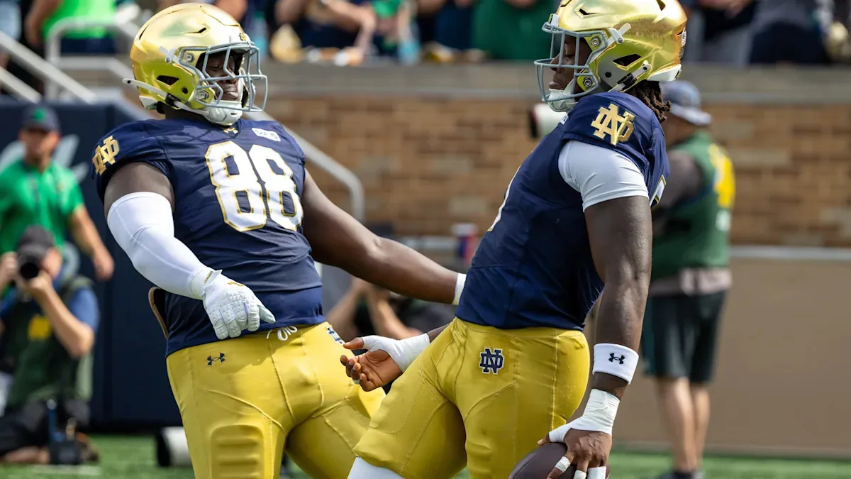 Notre Dame defense disrupts Stanford early