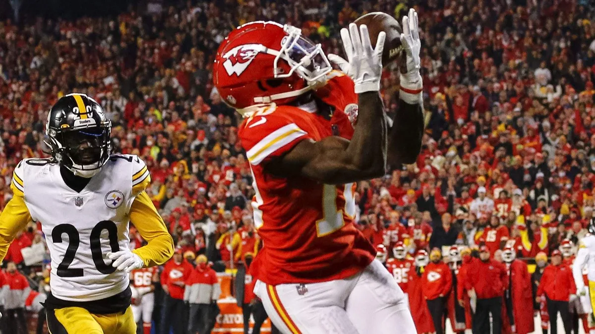 Hill's Testimony Could Delay Chiefs Reunion