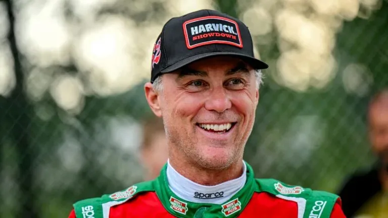 Harvick Predicts Charlotte Race Will Be Tight