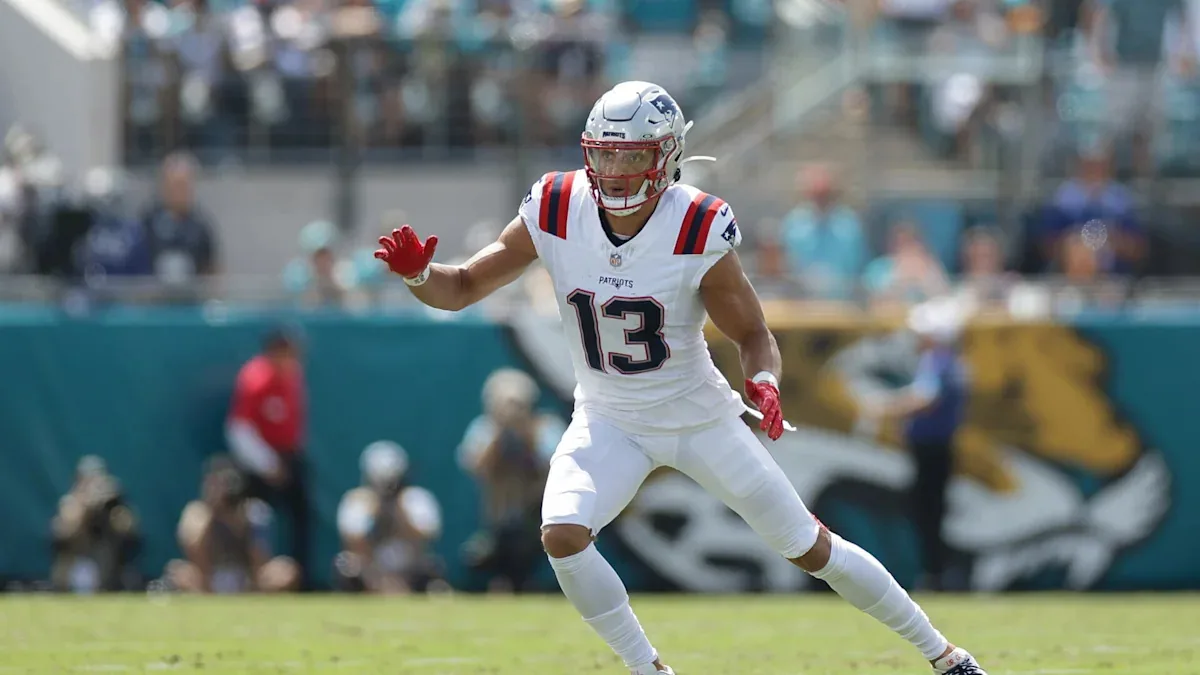 patriots place mack hollins on injured reserve