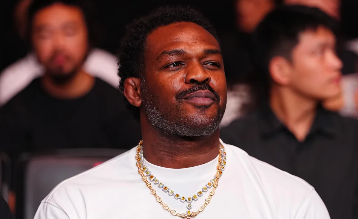 Jones regrets missing UFC event