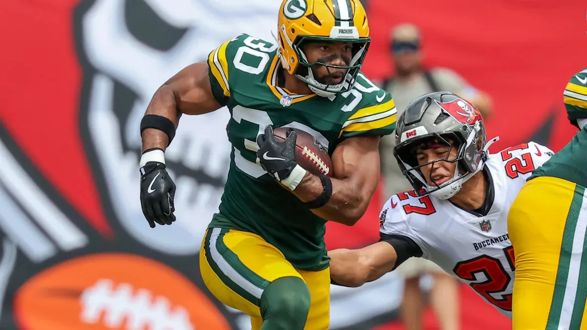 Packers' Brooks Out for Four Weeks