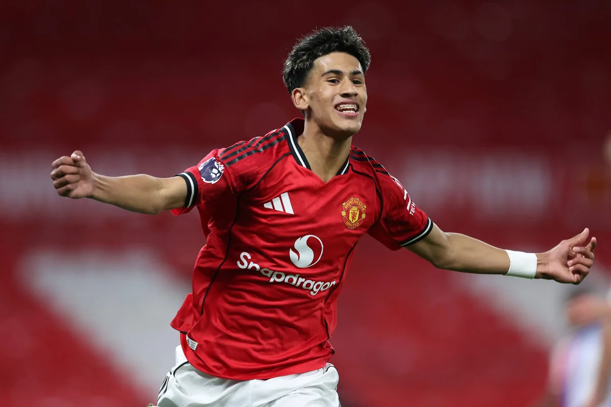 Real Madrid edge closer to signing United's young star
