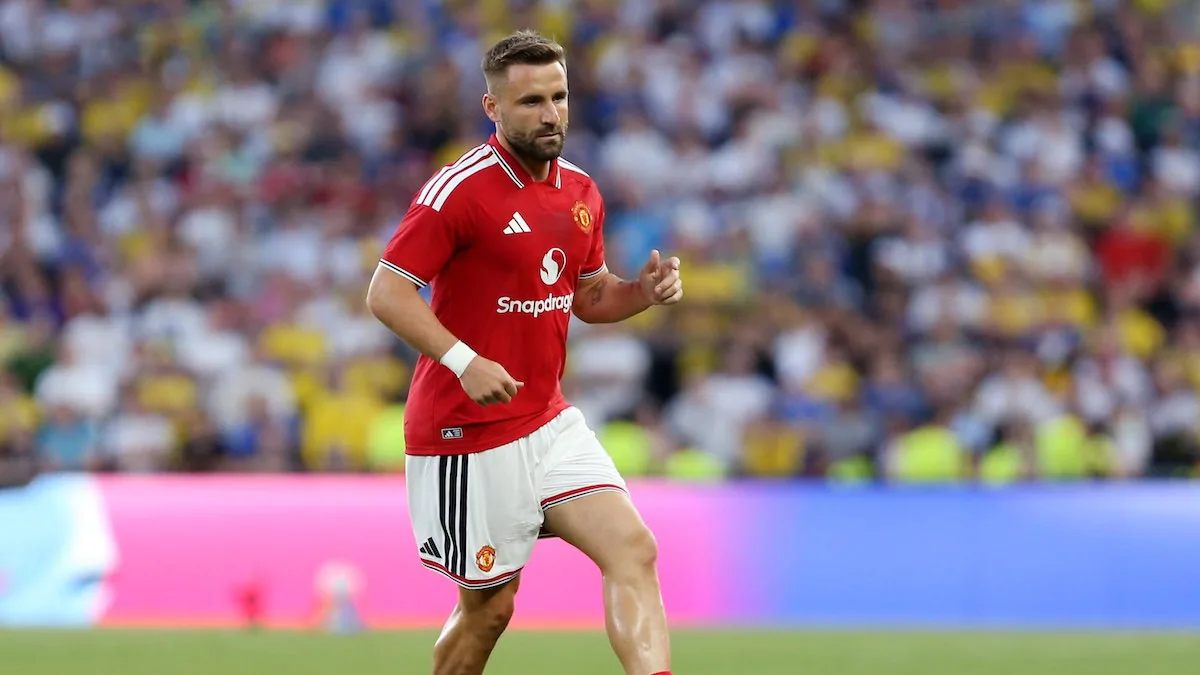 man united faces new injury worry after shaw's concerns